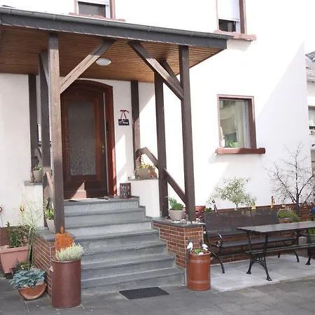 Ferienwohnungen im Moseltal Löf Exterior foto