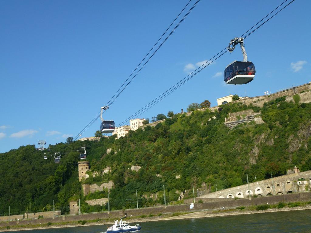 Im Moseltal * Löf